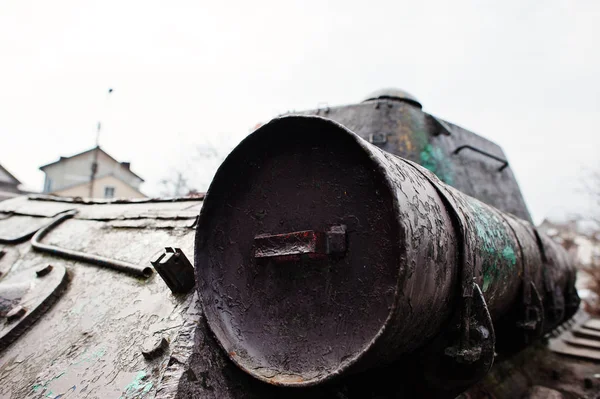 Tanque de petróleo del antiguo tanque militar vintage . —  Fotos de Stock