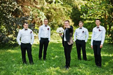 Dört en iyi ile moda damat Papyonlar açık mans. 