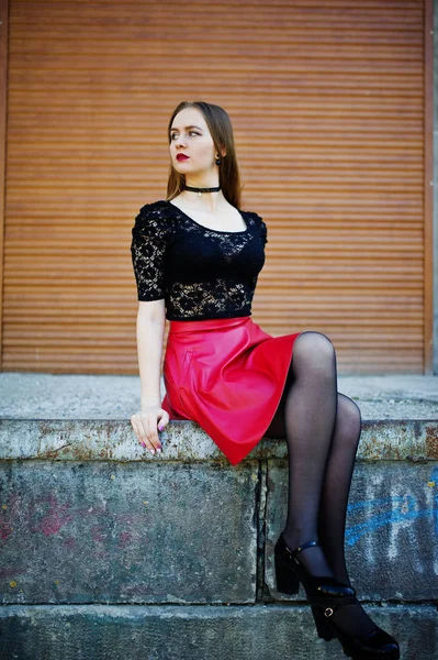 Portrait of girl with black choker necklace on her neck and red — Stock Photo, Image