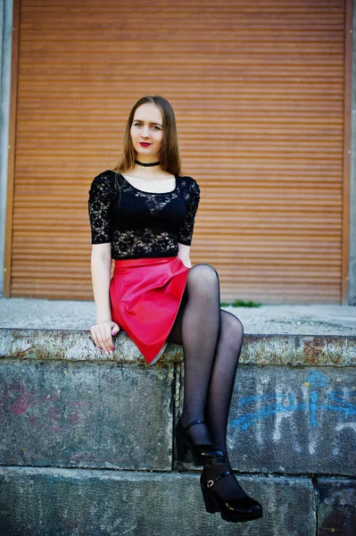 Portrait of girl with black choker necklace on her neck and red — Stock Photo, Image