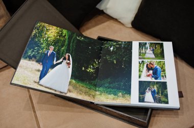 Açık kahverengi lüks deri düğün kitap veya albüm sayfaları.