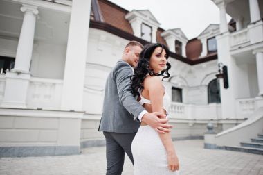 Evlilik yıldönümü ve marri genç moda güzel Çift