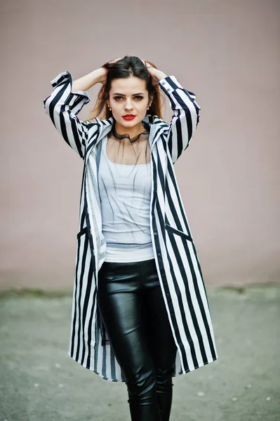 Fashionable woman look with black and white striped suit jacket, — Stock Photo, Image