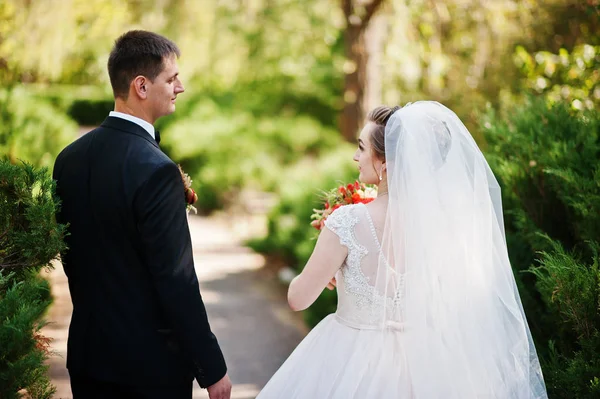 Harika Düğün çifti PA birbirlerinin şirket zevk