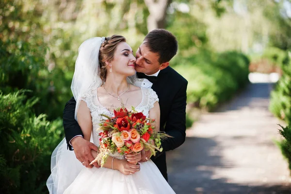 Harika Düğün çifti PA birbirlerinin şirket zevk