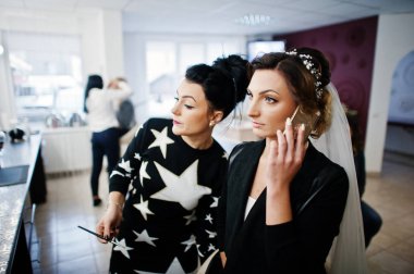 Güzel gelin saçları ve makyaj güzellik sal bitmiş olması