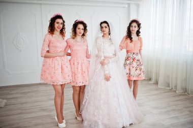 Harika gelin gelinlik yararlı güzel brid ile poz