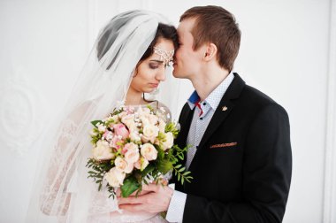 Harika Düğün çifti büyük WHI birbirlerinin şirket zevk