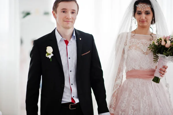 Harika Düğün çifti büyük WHI birbirlerinin şirket zevk