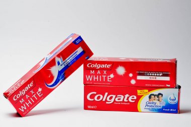 Hai, Ukrayna - 10 Ağustos 2017: colgate toothp yakın çekim fotoğraf