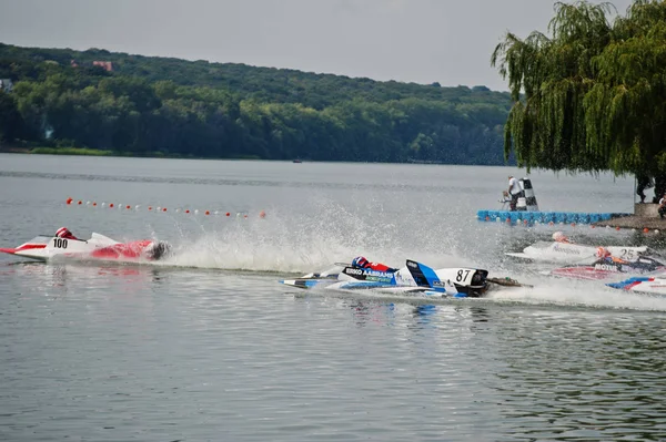 Ternopil, Ukrayna - 26 Ağustos 2017: Dünya Şampiyonası Powerboa