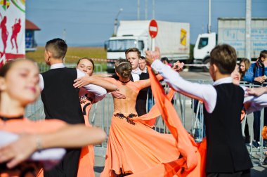 Ternopil, Ukrayna - 1 Ekim 2017: balo salonu dans çocuklara Po