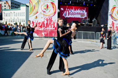 Ternopil, Ukrayna - 1 Ekim 2017: balo salonu dans çocuklara Po