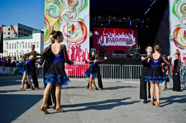 Ternopil, Ukrayna - 1 Ekim 2017: balo salonu dans çocuklara Po