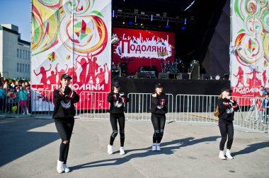 Ternopil, Ukrayna - 1 Ekim 2017: Modern dans çocuklar Podoly