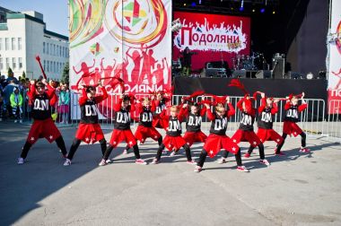 Ternopil, Ukrayna - 1 Ekim 2017: Modern dans çocuklar Podoly