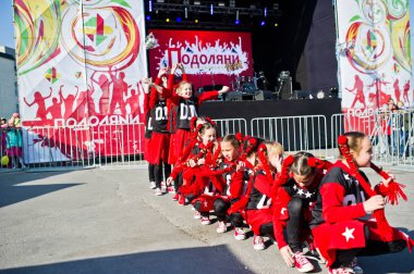 Ternopil, Ukrayna - 1 Ekim 2017: Modern dans çocuklar Podoly