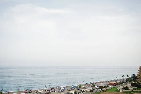 Vista deslumbrante na pequena cidade mediterrânea com praias b — Fotografia de Stock