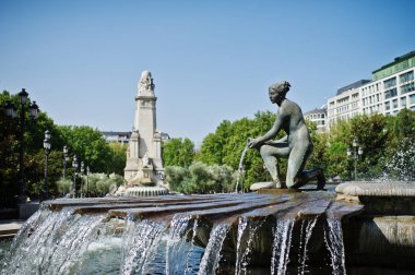 Madrid, İspanya - 24 Ağustos, 2017: Miguel de Cervantes için anıt