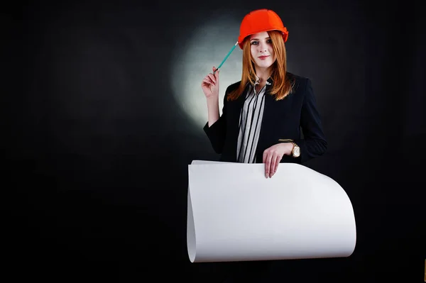Inżynier Kobieta w orange chronić kask z papieru budowlane — Zdjęcie stockowe