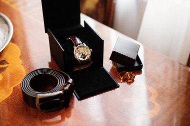 Düğün günü. Düğün hazırlıkları için aksesuarlar.