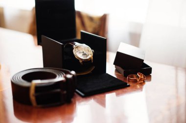 Düğün günü. Düğün hazırlıkları için aksesuarlar.