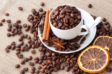 kahve kompozisyon. keten kumaş.