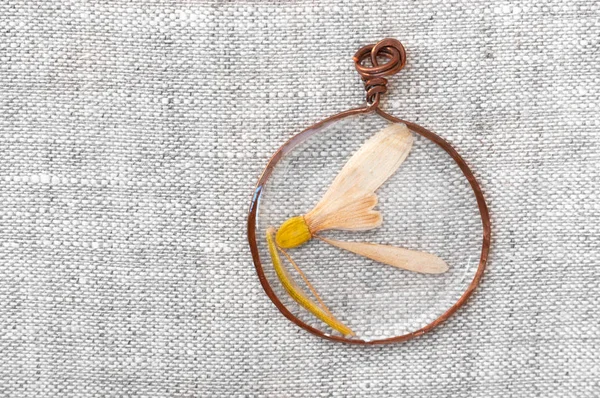 Handmade Epoxy Resin Jewelry Pendant Snowdrop Copper Frame — Stock Photo, Image