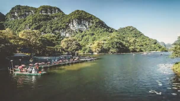 Touristische vietnam tam coc, ninh binh. Zeitraffer — Stockvideo