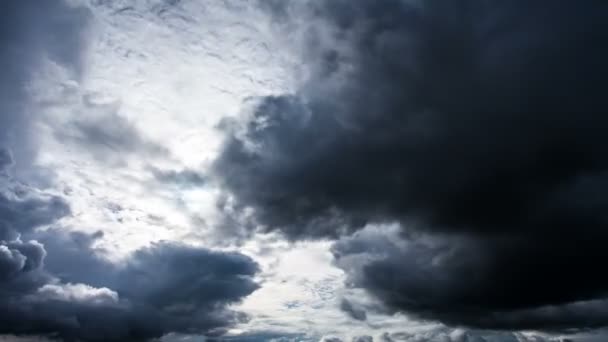 Nuvens de tempestade de lapso de tempo bonito, nuvens, céu antes da tempestade — Vídeo de Stock