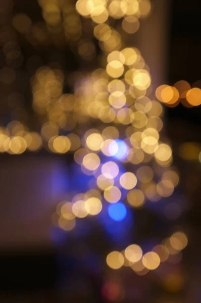 Weihnachtsbaum Bokeh, verschwommenes Foto, — Stockfoto