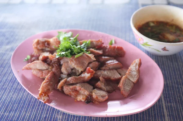 Dania kuchni tajskiej, stek wołowy z grilla — Zdjęcie stockowe
