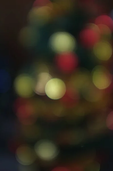 Blur celebração de luz na árvore de Natal com fundo bokeh — Fotografia de Stock