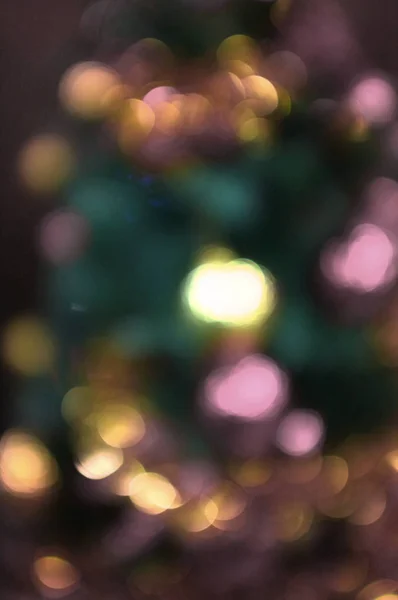 Blur celebración de la luz en el árbol de Navidad con fondo bokeh Imagen De Stock
