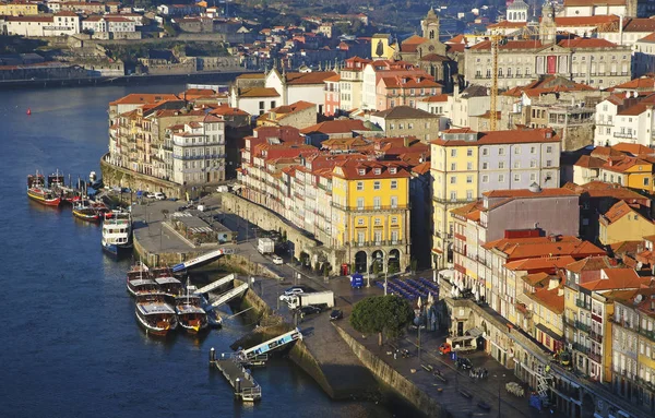 Riverside Porto v časných ranních hodinách — Stock fotografie