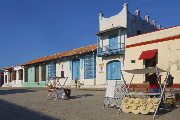 Camaguey Cuba Marzo 2018 Architettura Coloniale Souvenir Turisti — Foto Stock