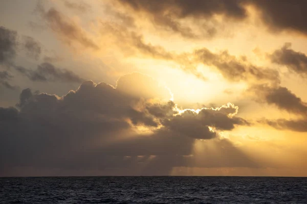 Lever de soleil sur la mer des Caraïbes — Photo
