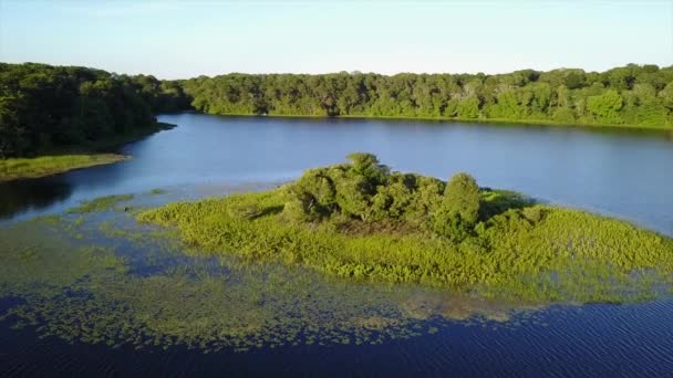 Vue Aérienne Du Beau Lac à Cape Cod 