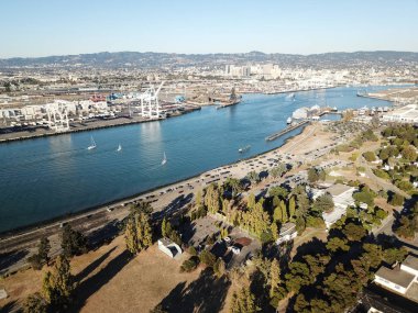 Oakland, California havadan görünümü