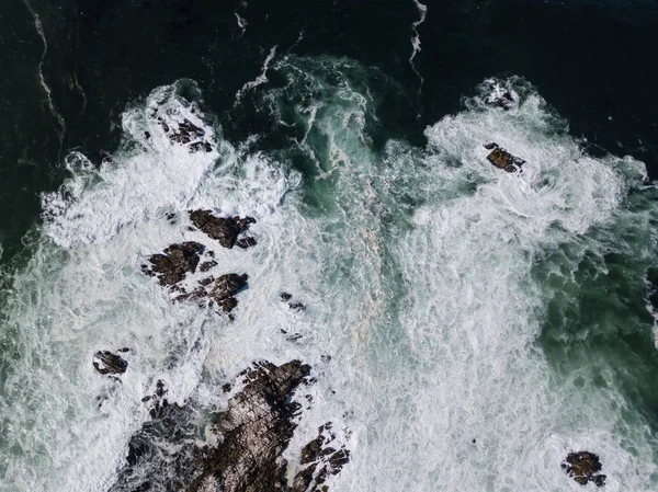 Aerial View of Ocean and Rocky Seashore in California — Stock Photo, Image