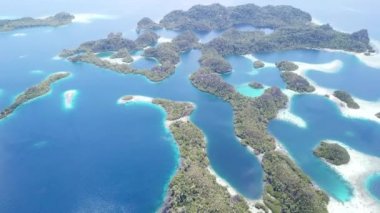 Adaları'nın Pef, Raja Ampat havadan görünümü