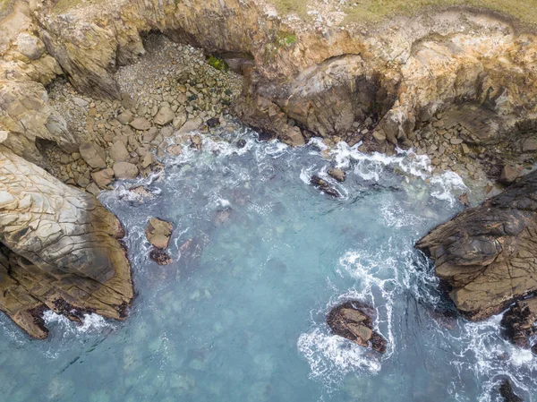 Das Kalte Wasser Des Pazifischen Ozeans Spült Sonoma Gegen Die — Stockfoto