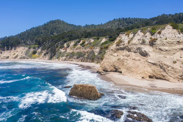 Océan Pacifique Lave Contre Littoral Magnifique Accidenté Non Loin Santa — Photo