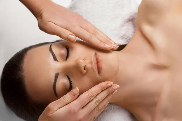 Face Massage. Close-up of a Young Female Getting Spa Treatment — Stock Photo, Image