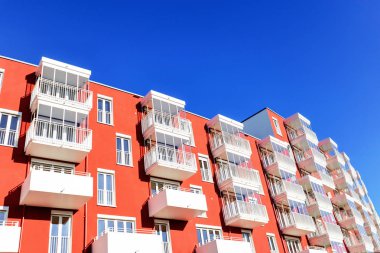 Şehirdeki modern konut binaları