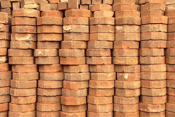 Montón de adoquines viejos ladrillos para acera — Foto de Stock