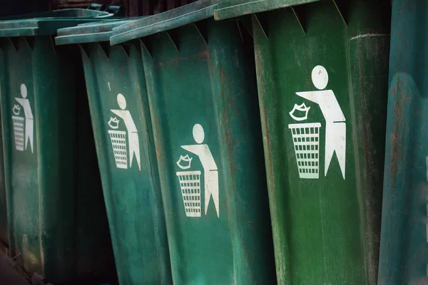 Close-up of a green bin. please litter into bins symbol. — Stock Photo, Image