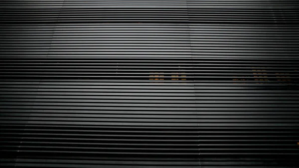 カーテンのブラック ストライプ パターン日陰 — ストック写真