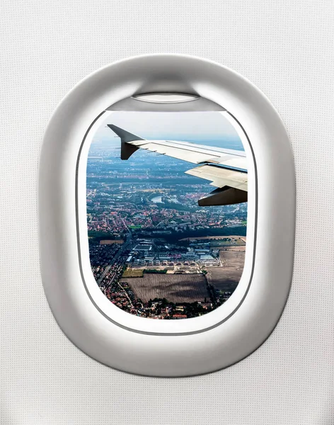 Вид на Прагу из окна самолета — стоковое фото