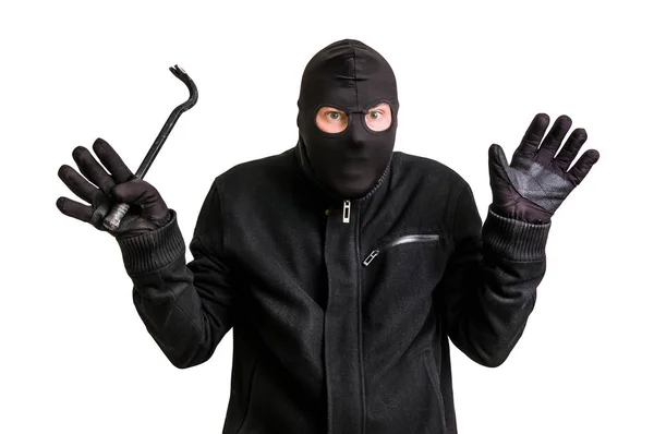 Dief in balaclava met Koevoet en verhoogde armen gearresteerd — Stockfoto